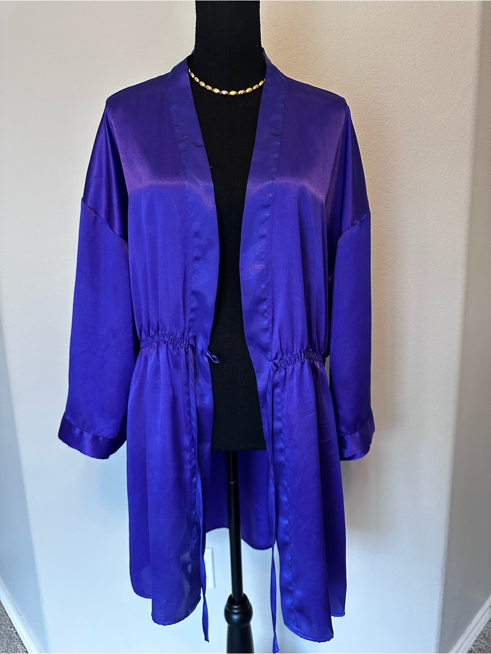 Vintage Victoria’s Secret Purple Satin Robe M/L Lingerie Kimono